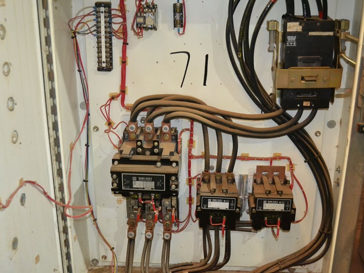 square-d-250hp-reduced-voltage-starter-for-head-w/-disconnect-image-2