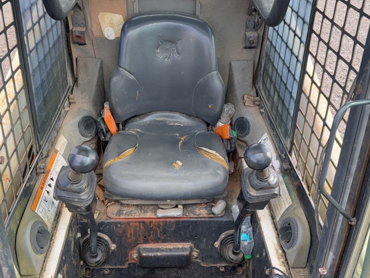 bobcat-t200-image-13