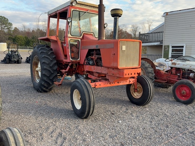 #3049-•-allis-chalmers-tractor-image-3