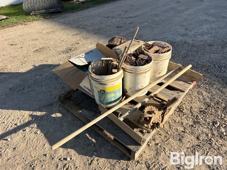 pallet-of-concrete-working-supplies-&-tools-image-5