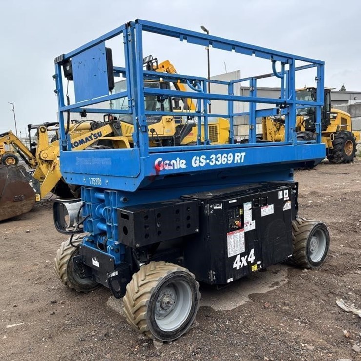 2018 GENIE GS3369RT