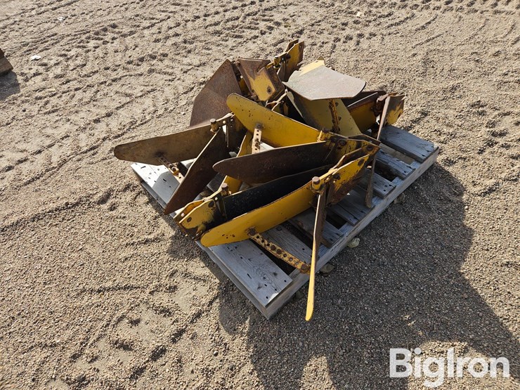 buffalo-cultivator/ridger-ridging-wings-image-3