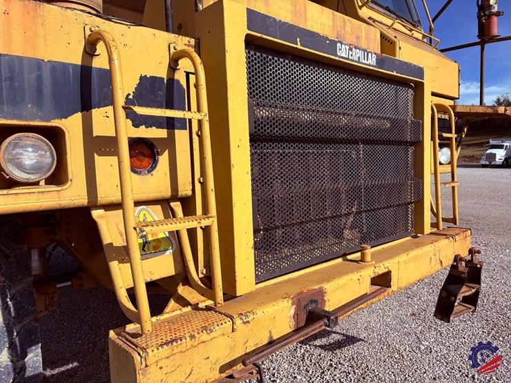 1990-caterpillar-769c-image-39