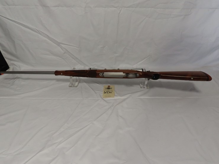 winchester-model-70-classic-stainless-sa-7mm-rem/mag-bolt-action-rifle-image-11