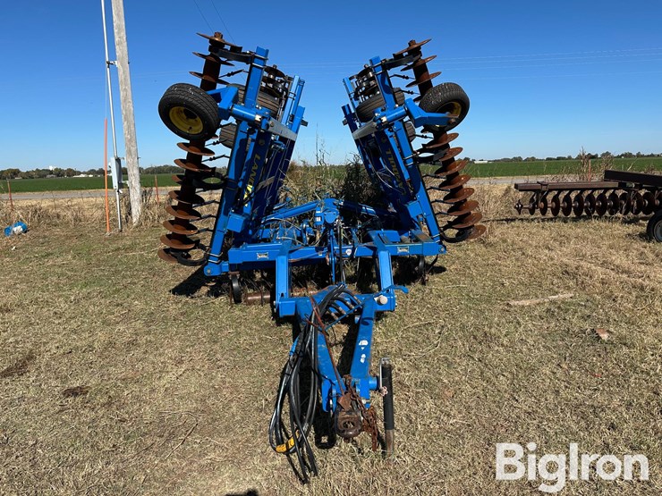 2012-landoll-7431-26-image-2