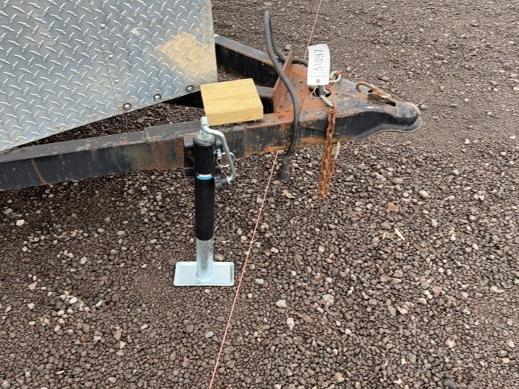 #3005-•-14'-enclosed-bumper-pull-trailer-image-3