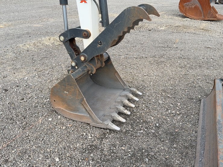 2021-bobcat-e42-image-13