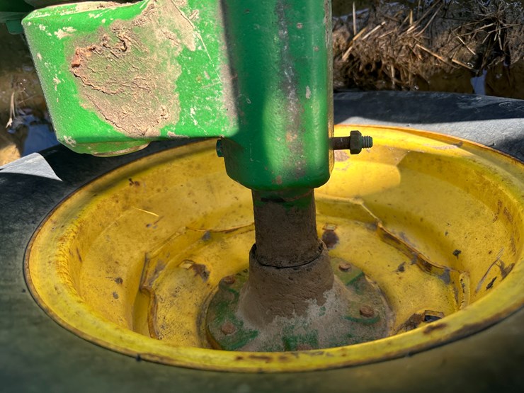 john-deere-26-image-7