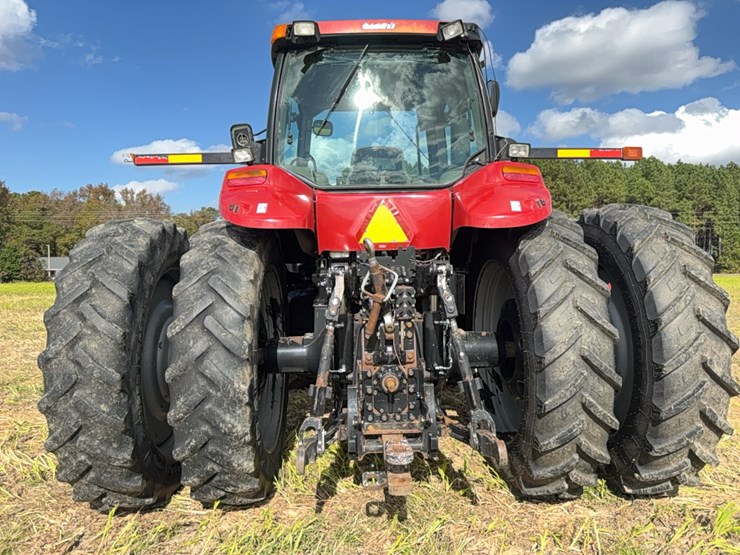 case-ih-magnum-335-image-4
