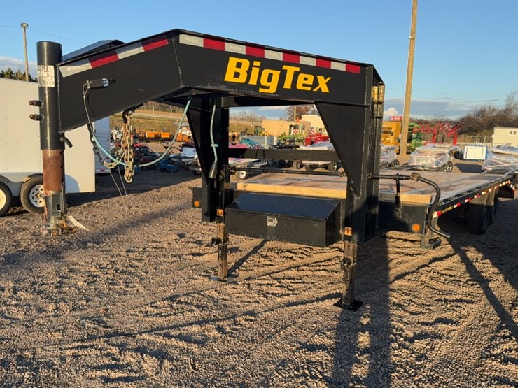 2021-big-tex-25'-gooseneck-image-1