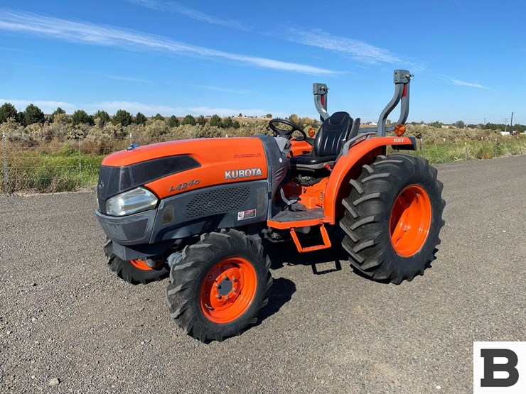 kubota-l4240d-tractor-image-1