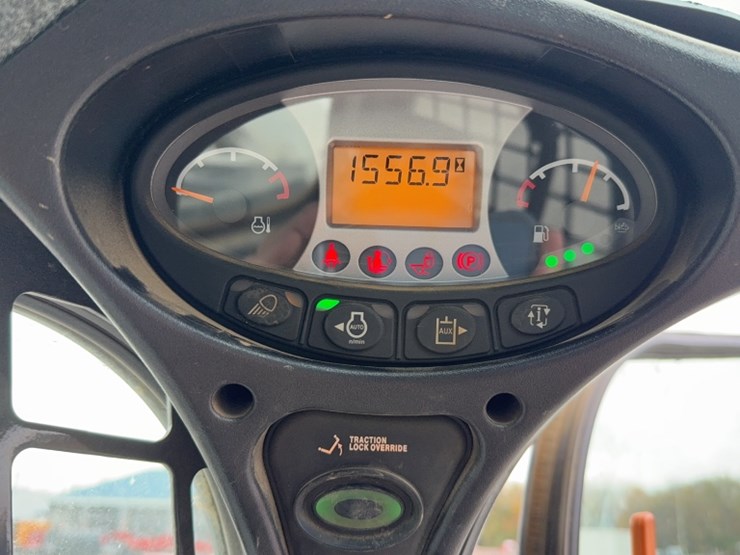 2021-bobcat-t770-image-16