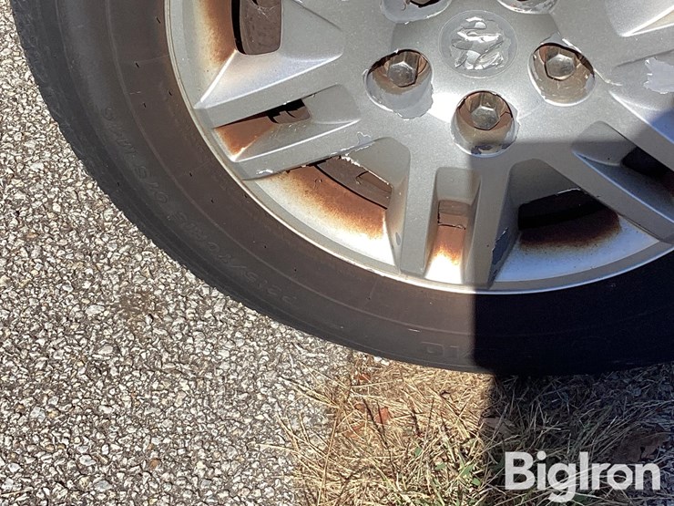 2005-dodge-grand-caravan-sport-image-19