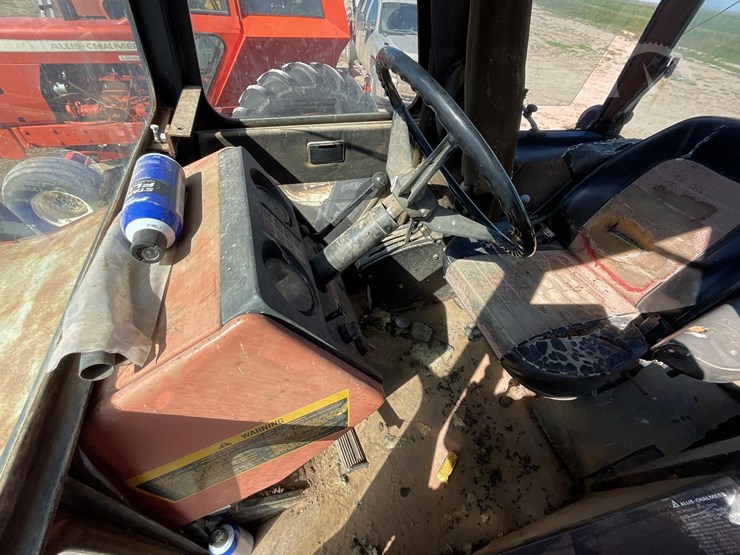 allis-chalmers-7020-image-33