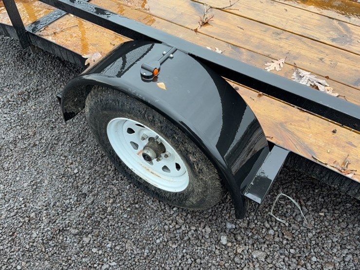 #3070-•-66"-x-12'-bumper-pull-trailer-image-3