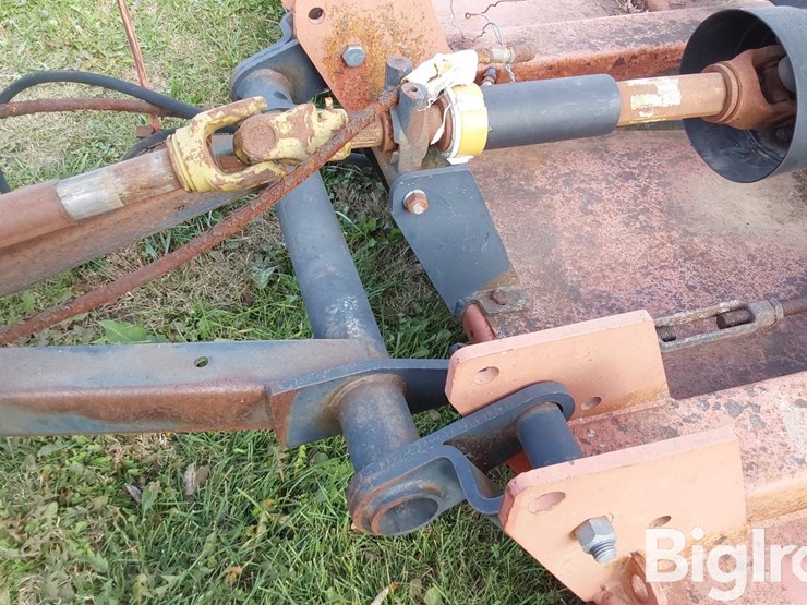 bush-hog-3210-image-12