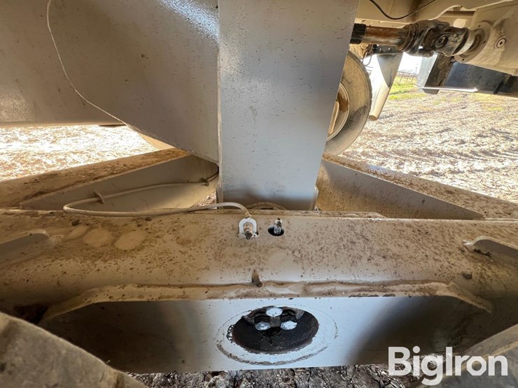 kuhn-knight-vertical-maxx-vtc280-tmr-mixer-wagon-image-11