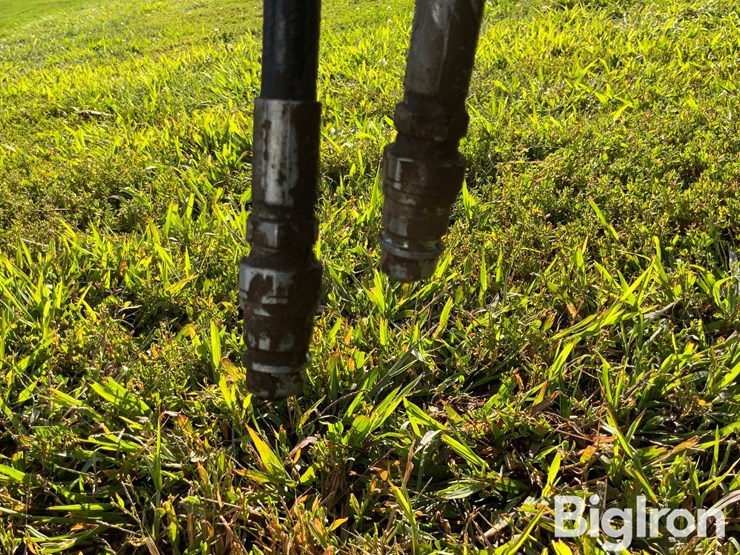 2009-j&m-1326-22s-image-8