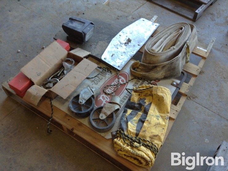 pallet-of-trucking-&-towing-items-image-5