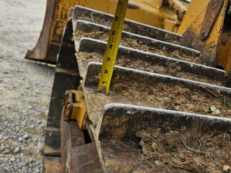 2002-caterpillar-d5g-xl-image-61