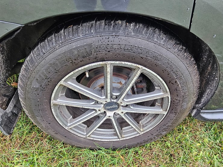 2013-nissan-pathfinder-image-57