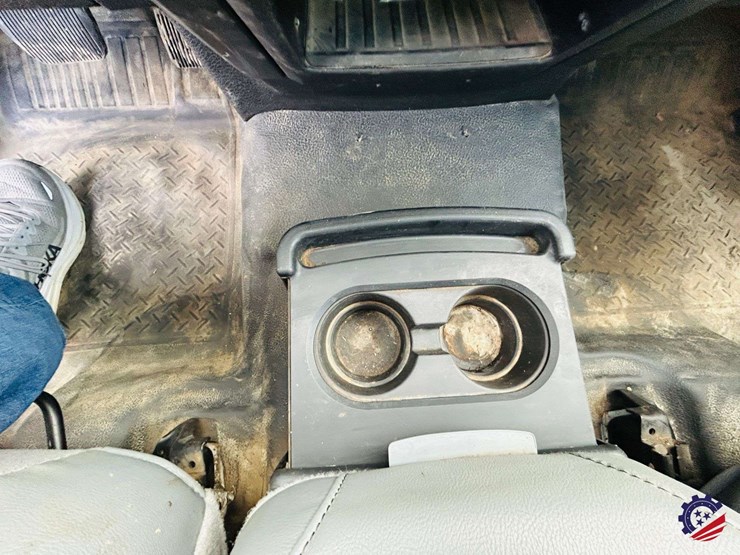 2013-ford-f150-xl-image-105