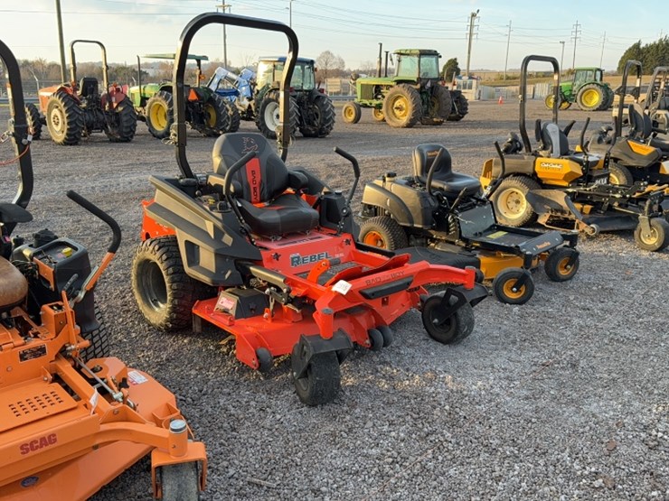 #3090-•-2022-bad-boy-rebel-zero-turn-lawn-mower-image-3