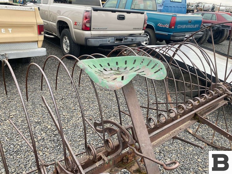 vintage-8'-hay-buck-rake-image-8