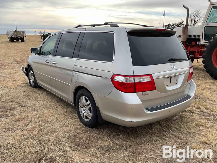 2005-honda-odyssey-image-7