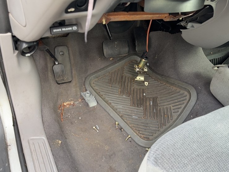 2000-ford-2000-image-14