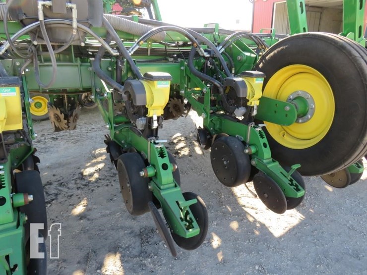 2012-john-deere-1770nt-image-12
