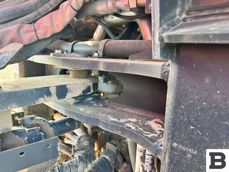 2014-case-ih-370-image-68