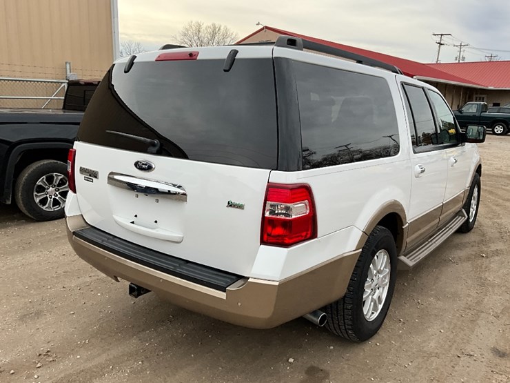 2014-ford-expedition-xlt-image-9