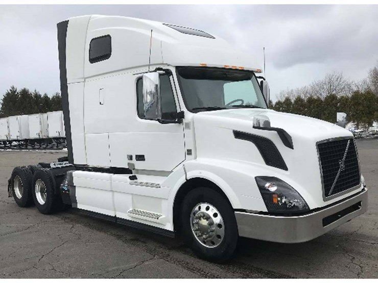 2018-volvo-vnl-670-image-1