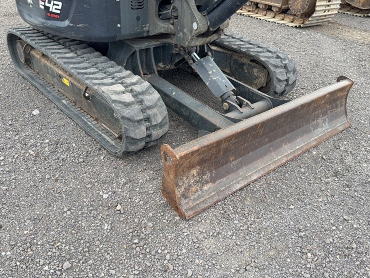 2020-bobcat-e42-image-6