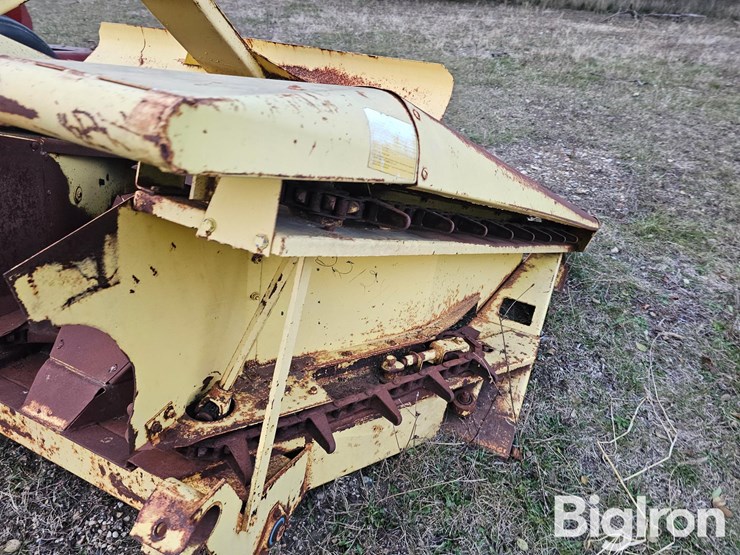 new-holland-880r2-image-13