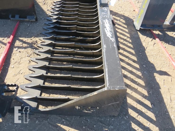 skid-loader-rock-bucket-image-2