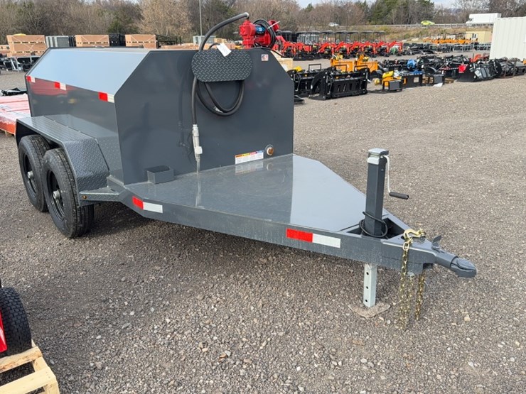 #2034-•-towable-750-gallon-fuel-tank-image-2