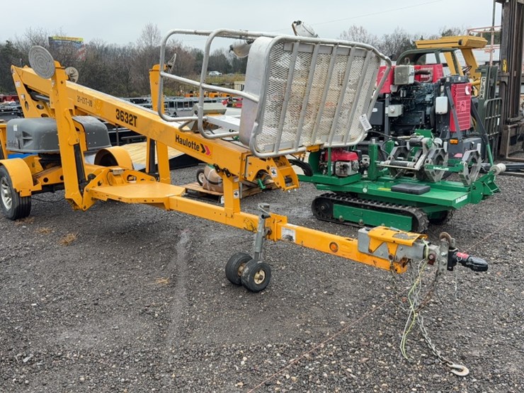 #2068-•-2018-haulotte-3632t-electric-towable-boom-lift-image-2