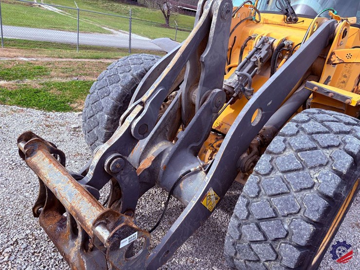 2004-volvo-l60e-image-29