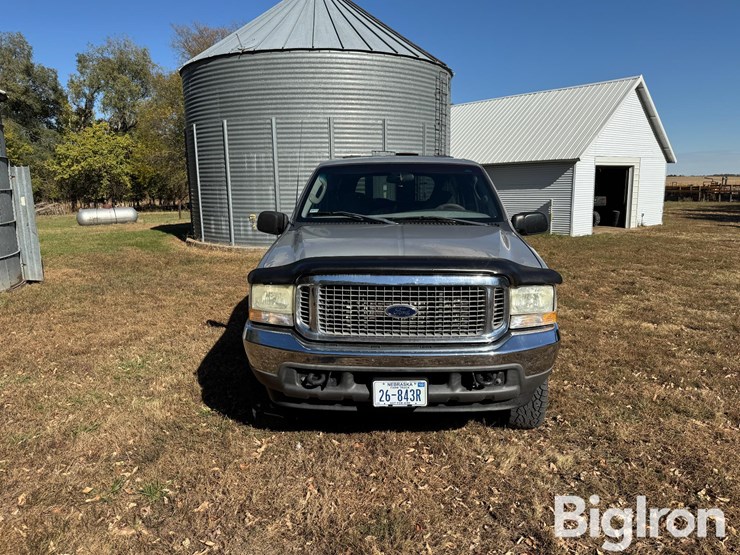 2003-ford-excursion-image-2