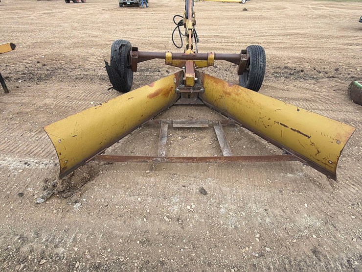 v-blade-ditcher-image-6