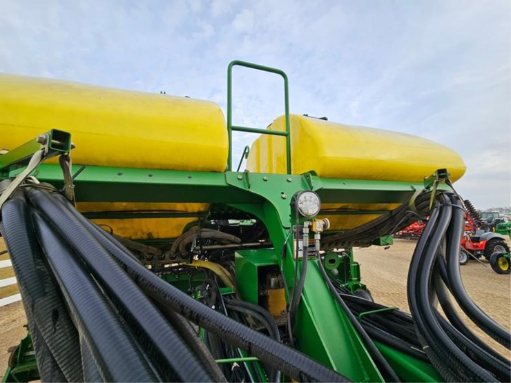 john-deere-1770nt-image-35