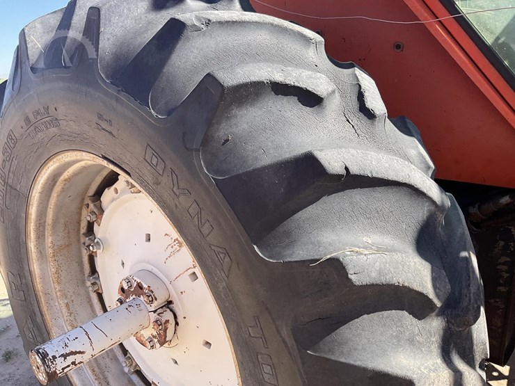 allis-chalmers-7020-image-10