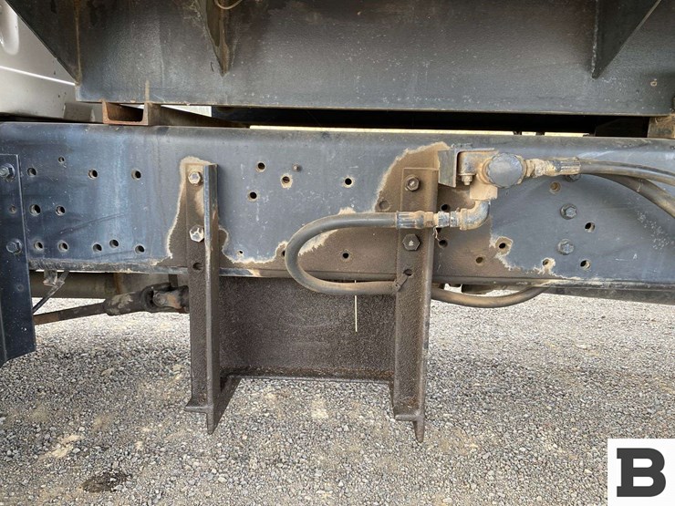 1992-international-4900-image-15