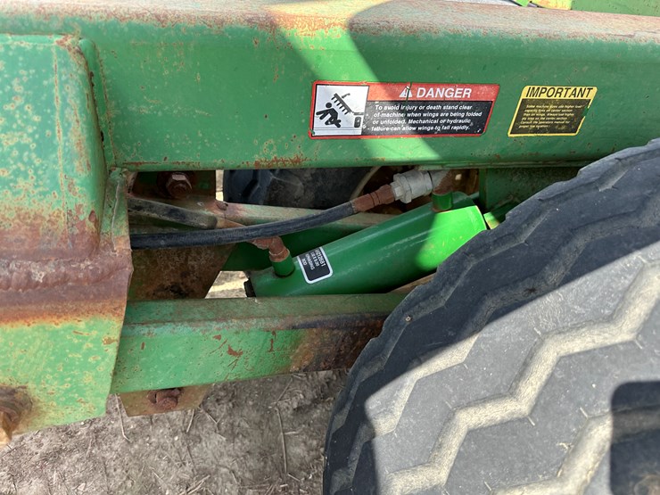 john-deere-635-image-27