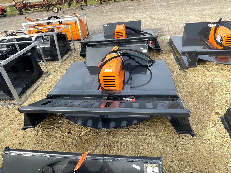 #3247-•-wolverine-72"-skid-steer-brush-cutter-image-6