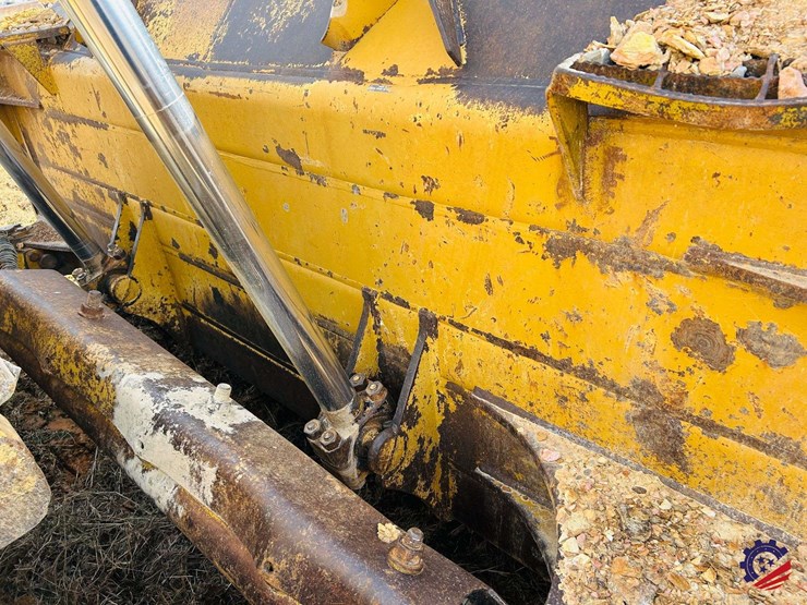 2005-caterpillar-d8t-image-62