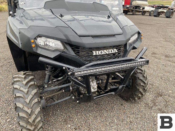 2020-honda-pioneer-700-image-8
