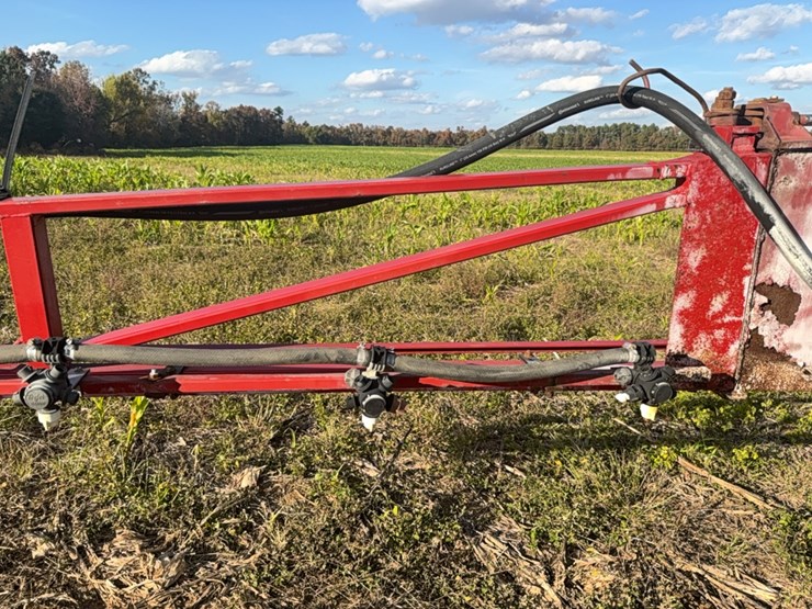 case-ih-3185-patriot-sprayer-image-49